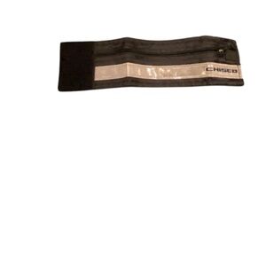 Chisco Running Wristlet